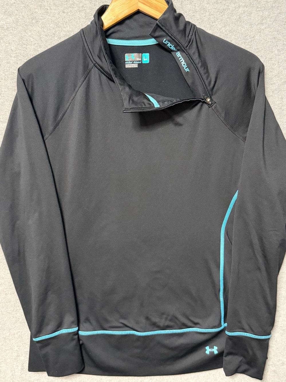 Under Armour Women's Large Fitted 1/4 Zip Pullover Black Thumbholes Athletic